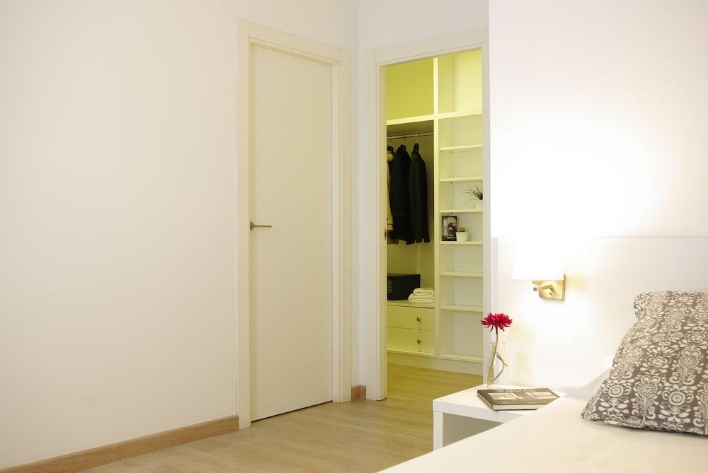 08028 Apartament