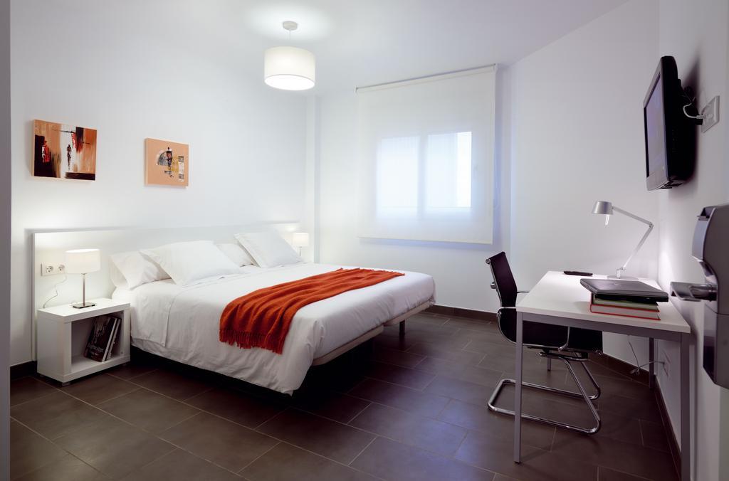 08028 Apartament *